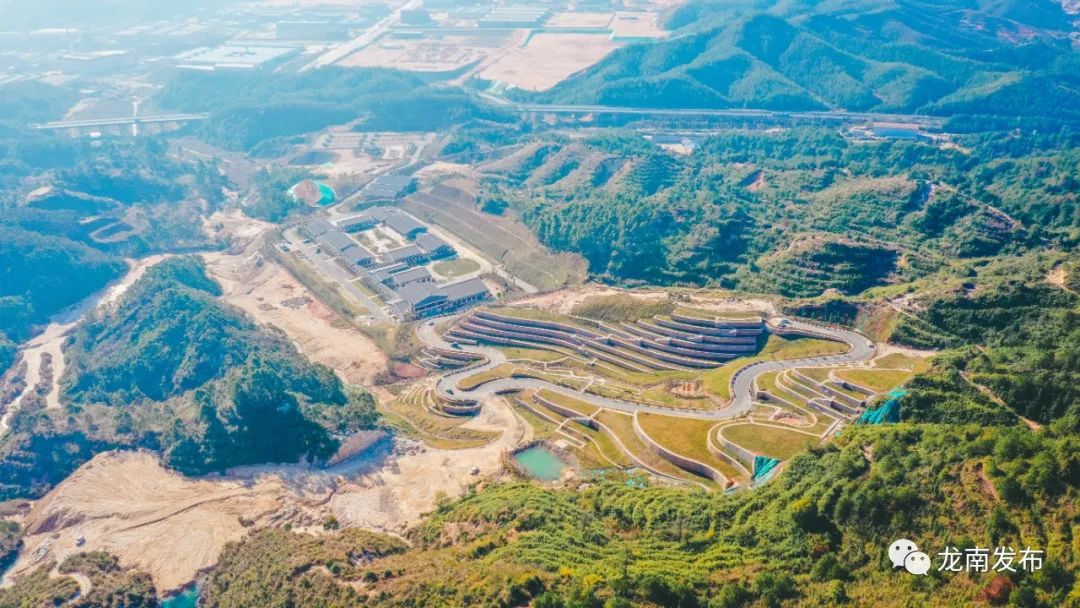 龙南富坑生态公墓在哪里,龙南公墓在哪个地方