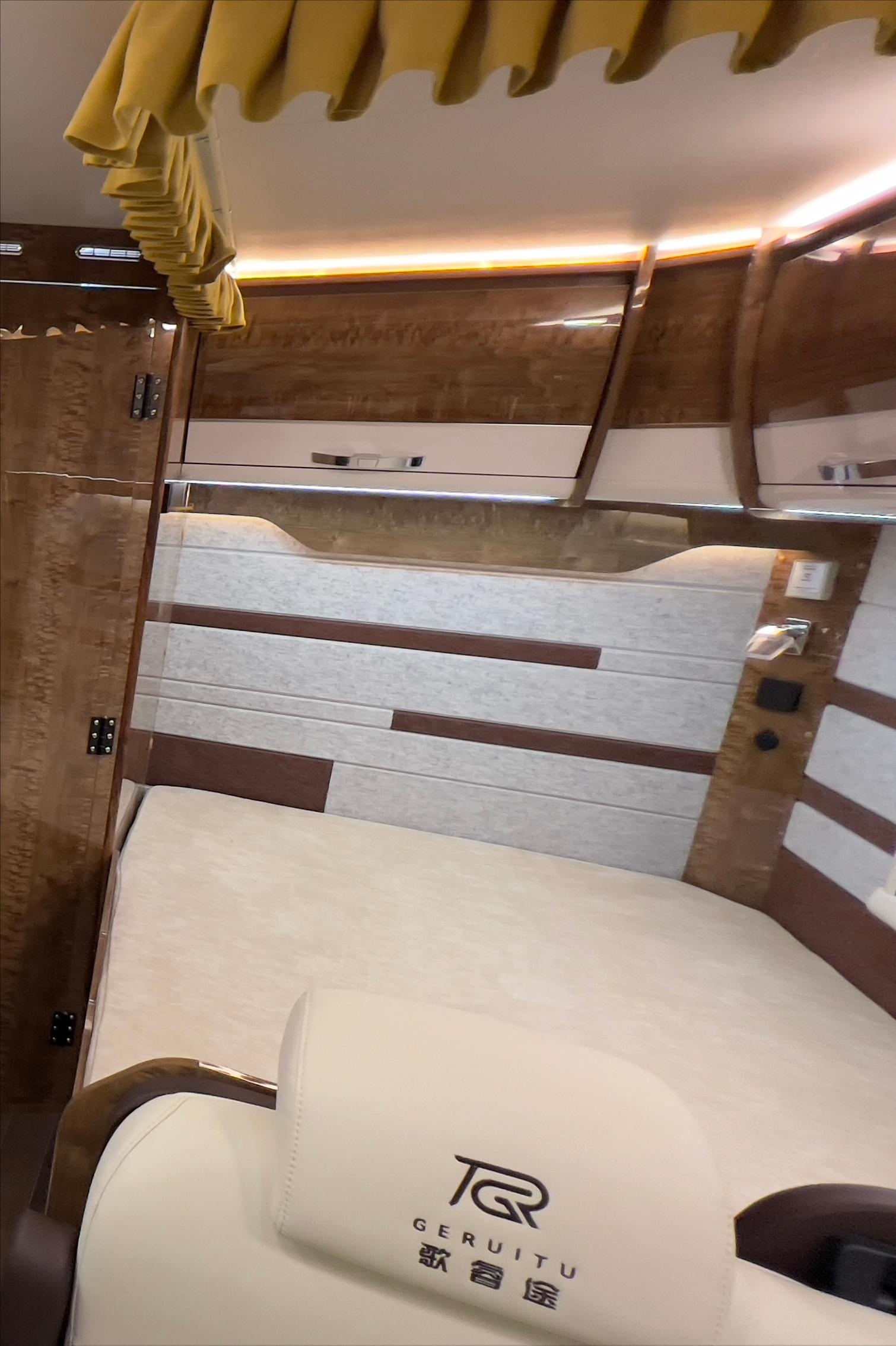 星辰歌睿途房车,歌睿途房车T型