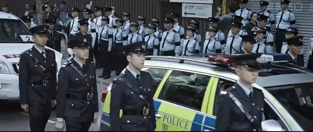 无间道另外一个版本结尾,无间道三部里面最出彩的人物