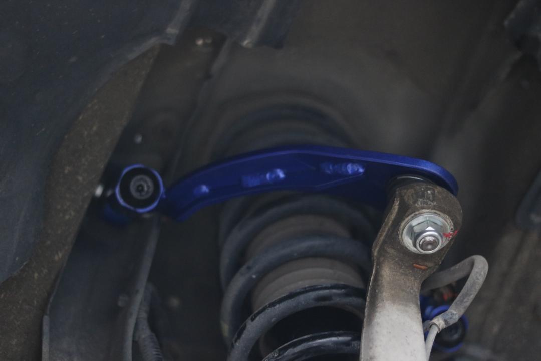 搞了辆“破烂不堪”05年凌志LS430，进厂翻新重造，复活又变新车