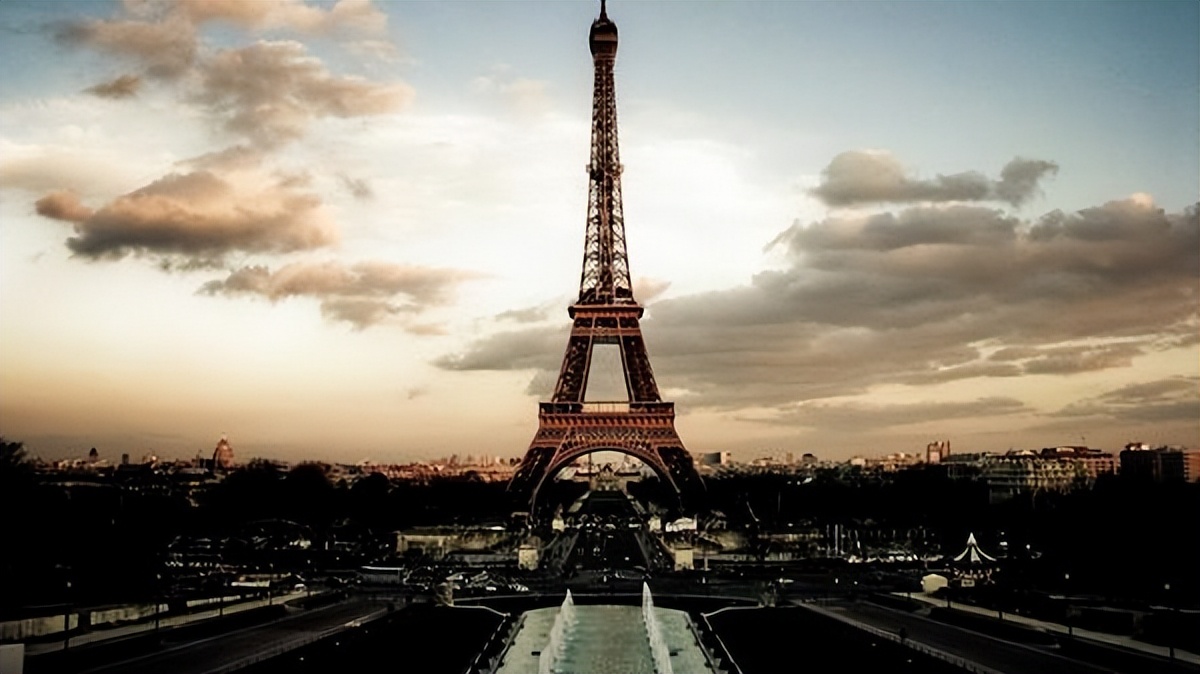 容易上热门的文案人生格言,座右铭文案干净短句