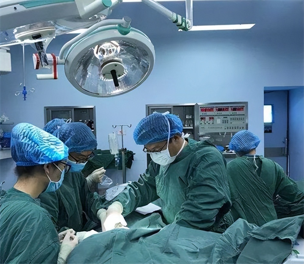 22岁女子肛瘘,高位复杂肛瘘患者自述