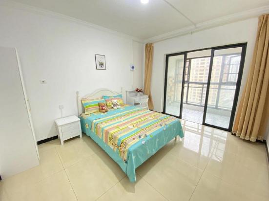 退房定金一年没到账,退租押金迟迟不退怎么办