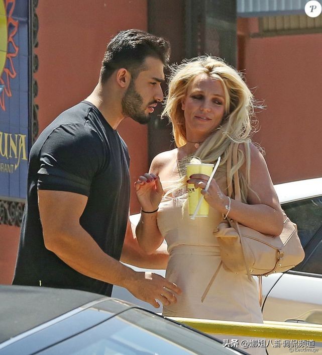 布兰妮怎么了是生了什么病,布兰妮回应被妹妹称脾气古怪