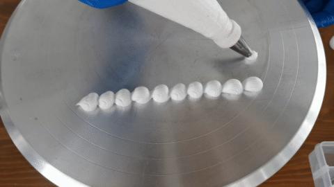 蛋糕渐变用什么裱花嘴,做蛋糕裱花嘴最实用的是哪种