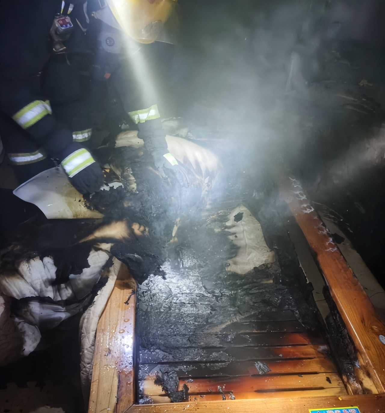 警惕！取暖器“发火”，烧毁十个家！