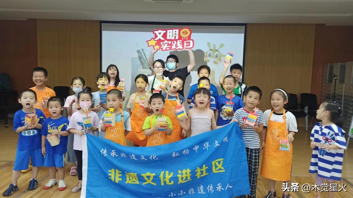 创意笔筒手工制作,手工创意笔筒制作幼儿园