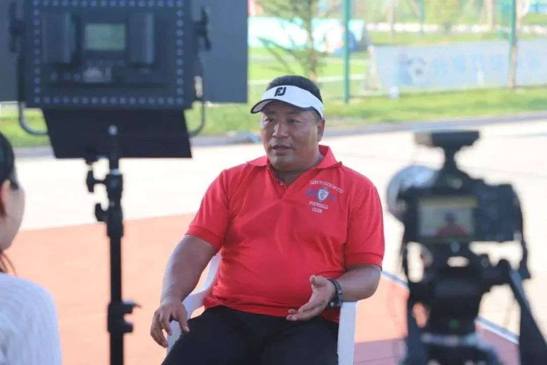 南通海门青训足球俱乐部有几个,南通海门足球鞋专卖店