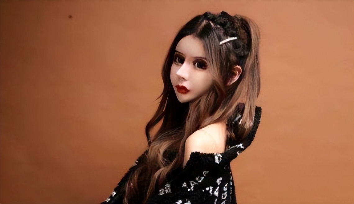 15岁网红自曝整形超100次，后遗症记忆力衰退，换脸停不下来