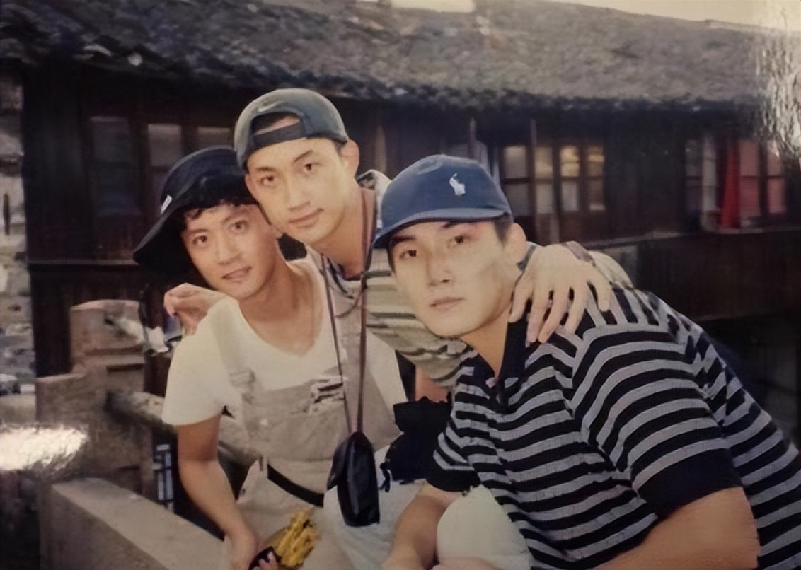 高斯王阳结婚照 (高斯王阳照片)