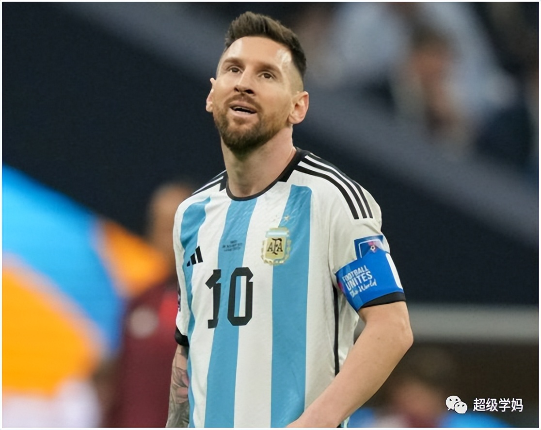 足球令人热血沸腾的比赛跌宕起伏,足球的魅力不止于比赛