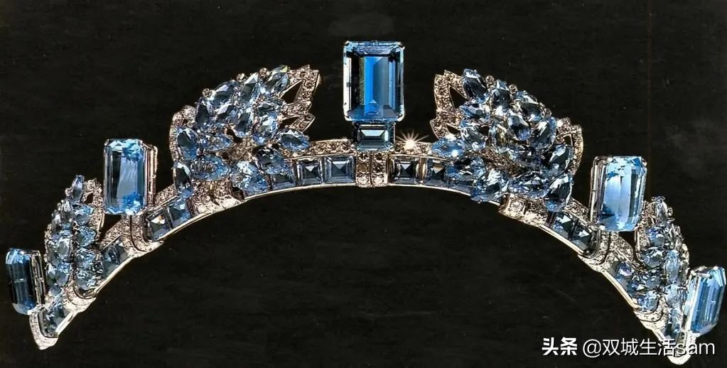 海蓝宝皇室王冠,海蓝宝英国女王王冠