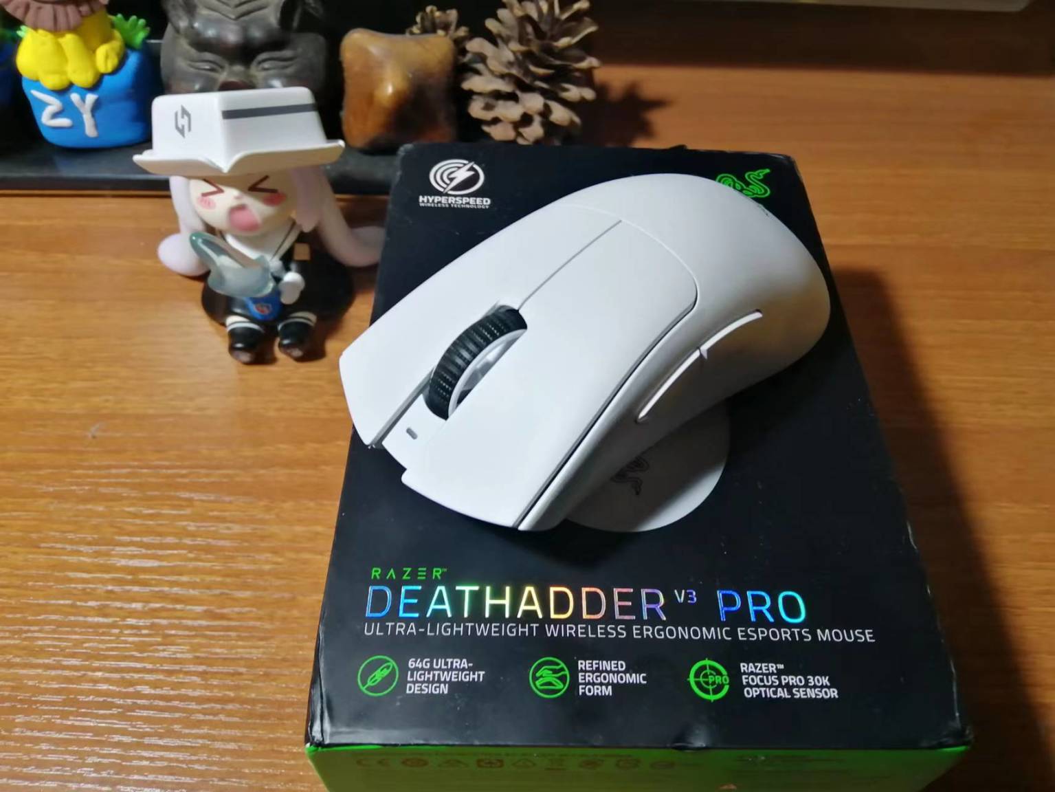 雷蛇炼狱蝰蛇v3极速版测评,雷蛇炼狱蝰蛇v3pro鼠标排名