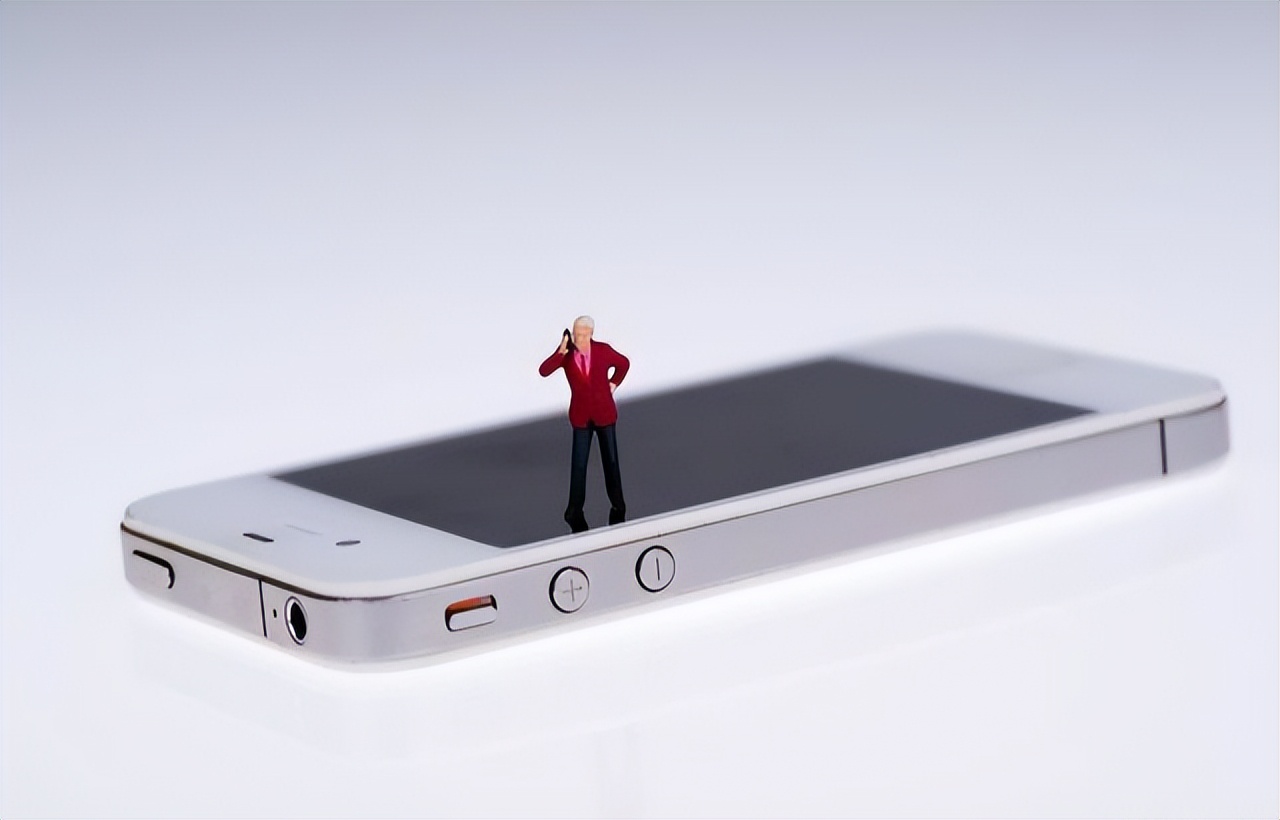 手机上突然出现了一个hd的符号,手机有话费没网络出个hd什么意思