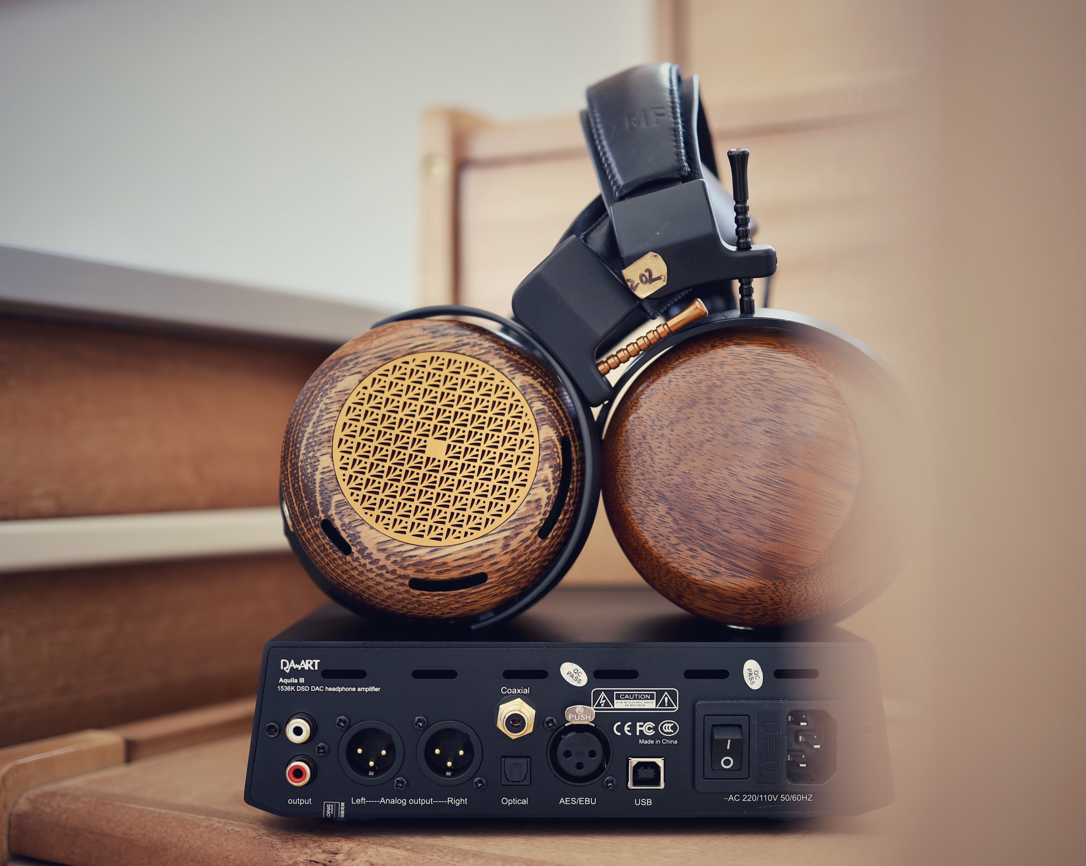 三百块钱好用耳机,三百块音质好的蓝牙耳机