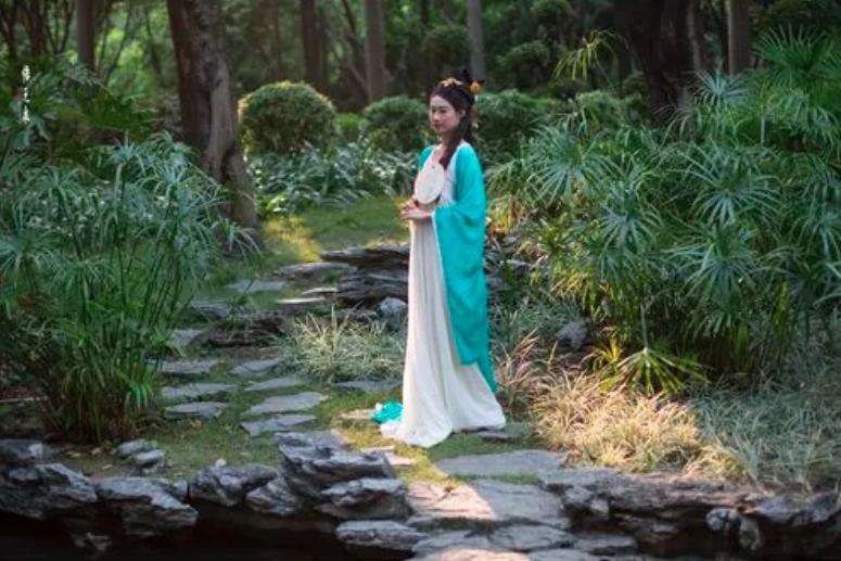 唐代服饰文化的特点及文化内涵,唐代服饰演变史