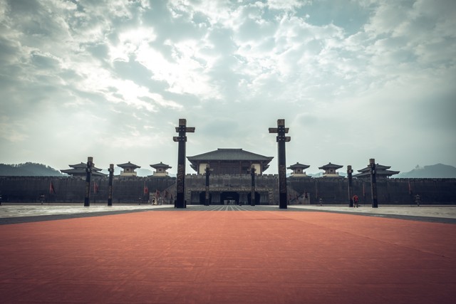 公元前209年秦朝的重大历史事件,秦代之前的历史