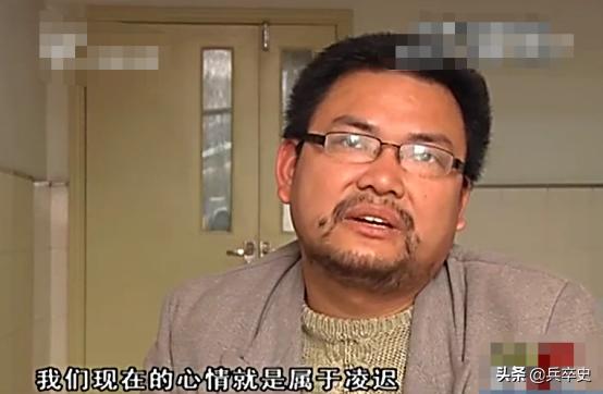 2岁幼童右眼流泪,2岁小孩眼睛哭出血