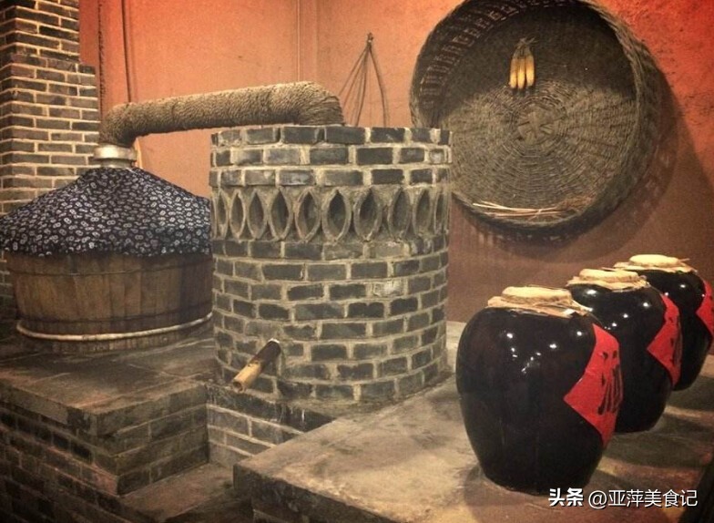 酿酒大师30年清香型白酒,酿酒30年的老师傅道出实情