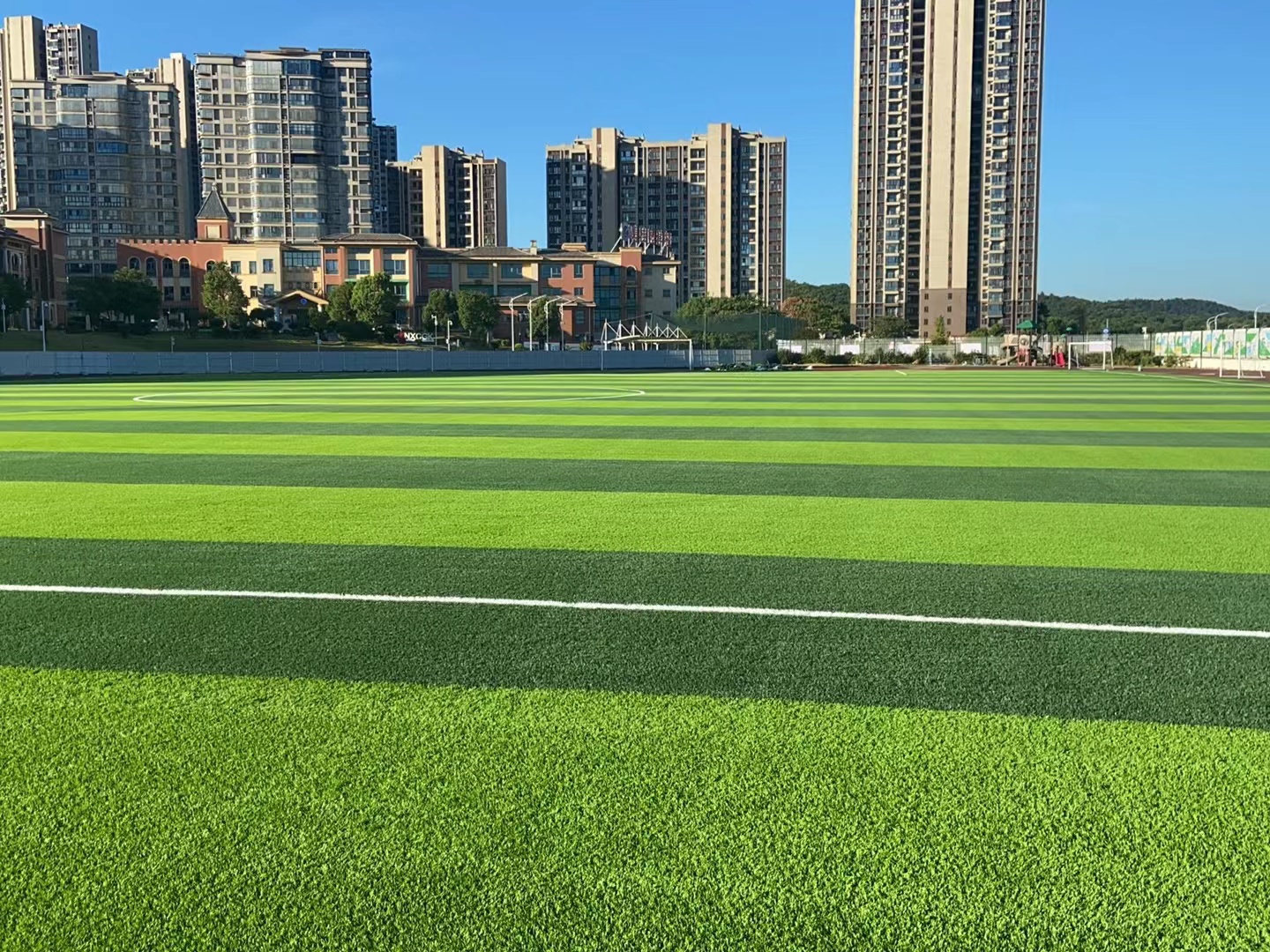 足球场草坪和高尔夫草坪,仿真草坪人造草坪足球场