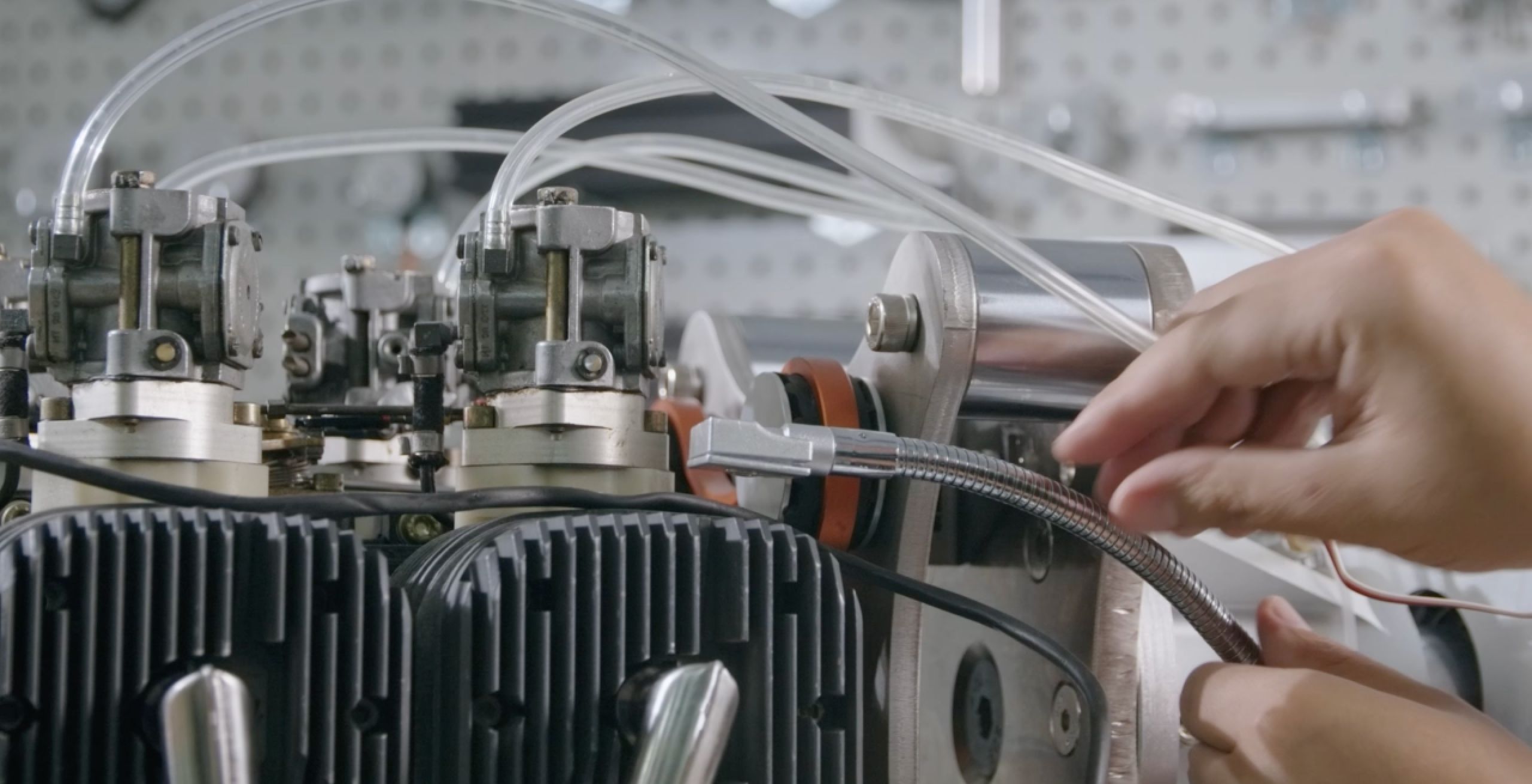 无人机发动机（油机）测试台架-传感器校准调试