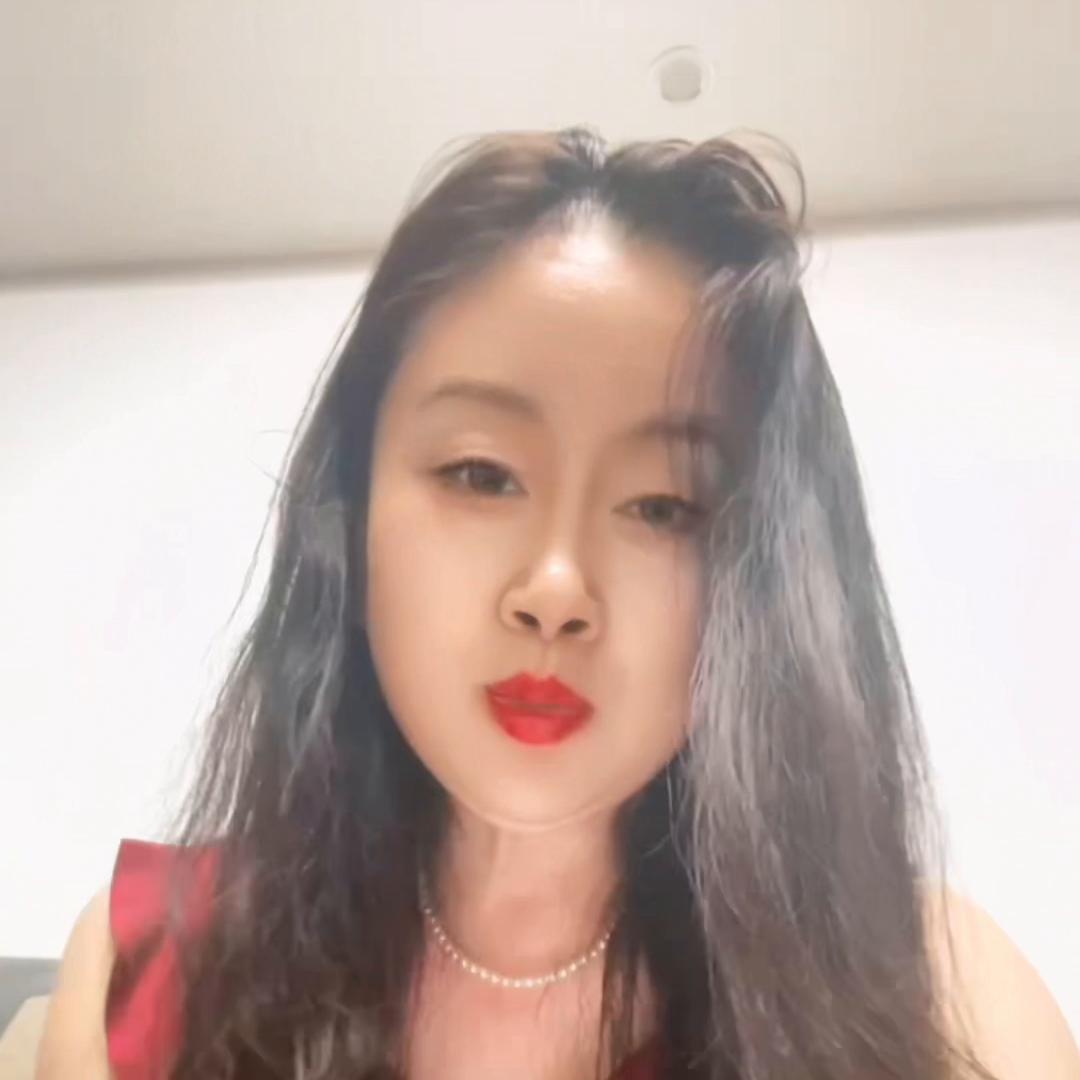 卖内衣我是专业的，我在莱西，开找我为你量体配码，选配一...