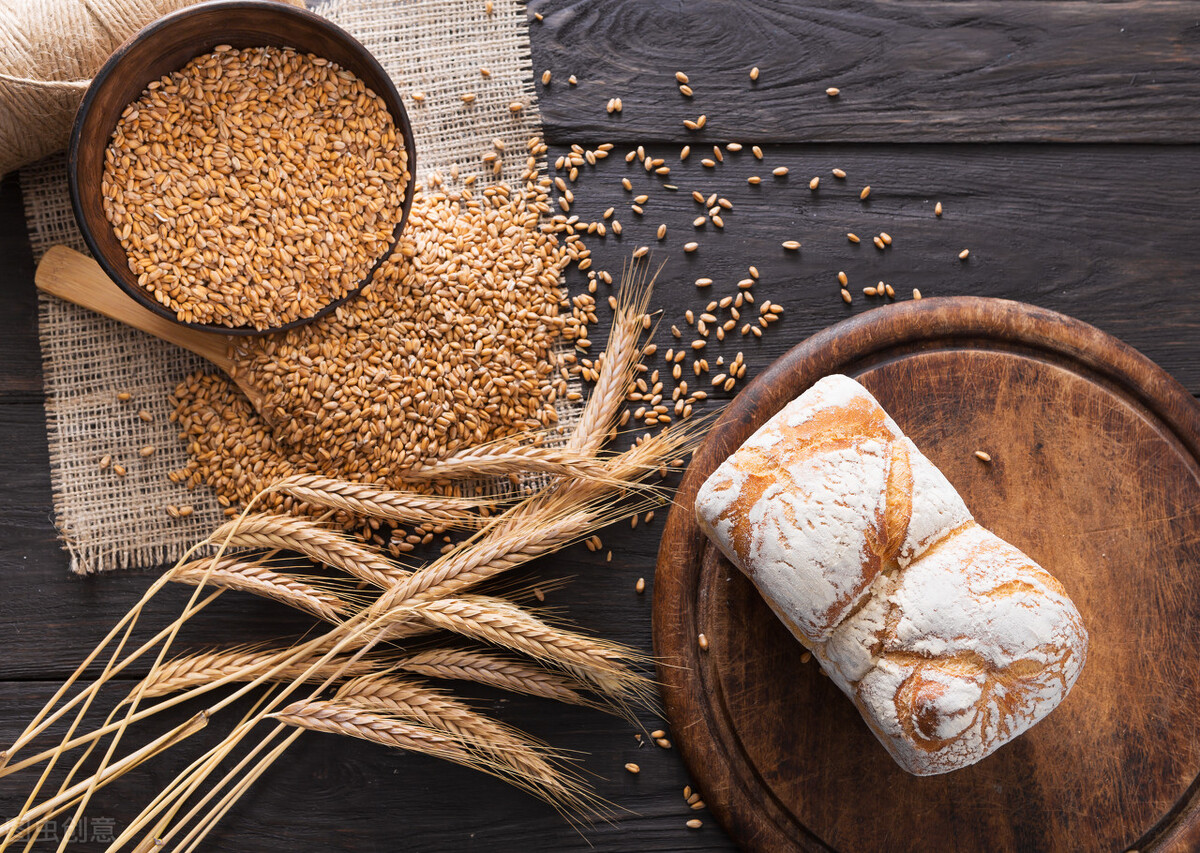 用眼过度吃什么保健,三种护眼食物不再让眼睛干涩