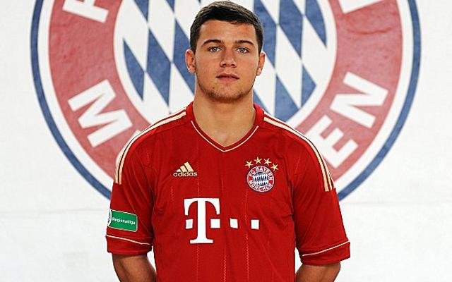 英国奇才18岁加盟拜仁却泯然众人，6岁女儿患癌迫使他积极面对