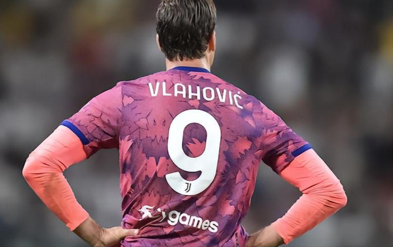 博格巴重回尤文图斯签约四年,博格巴正式回归尤文图斯