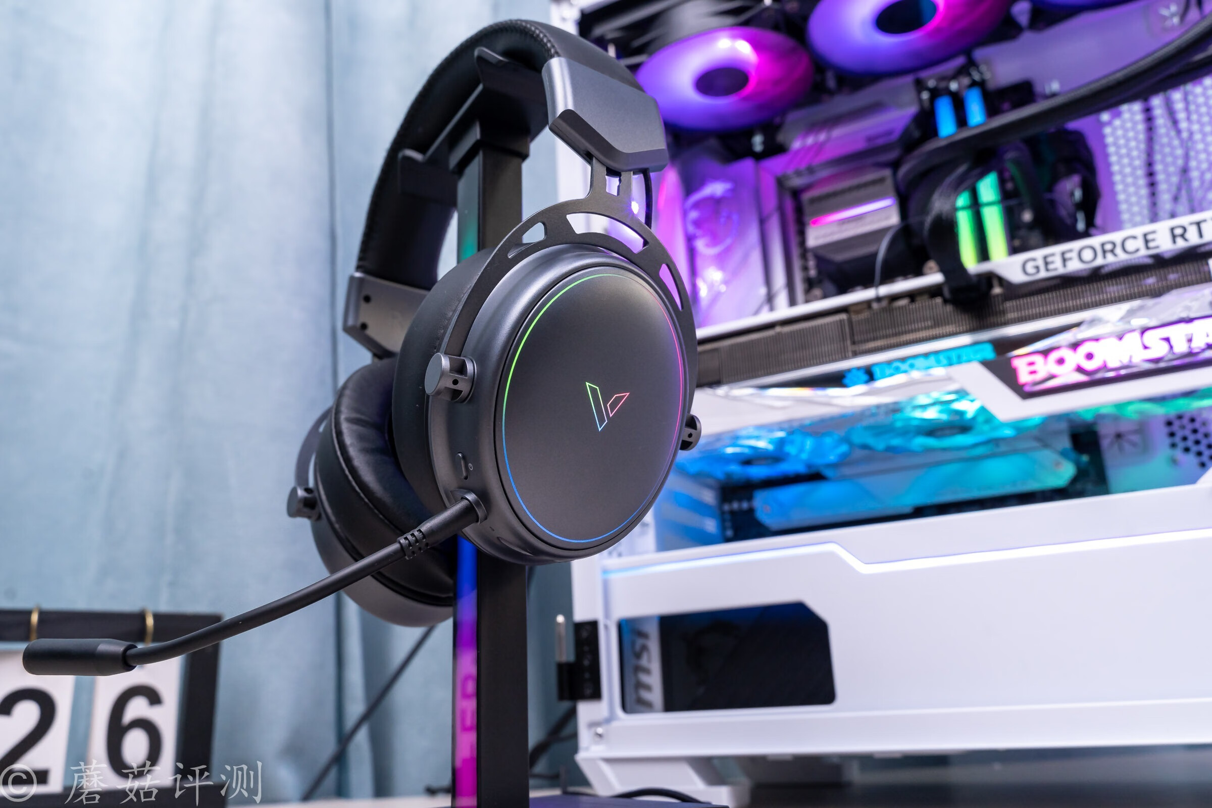 雷柏vh800蓝牙耳机打和平精英实测,雷柏rapoovm700无线蓝牙游戏耳机