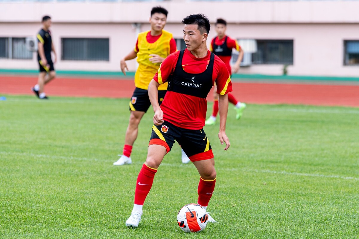 陶强龙中国球星,陶强龙是什么人物