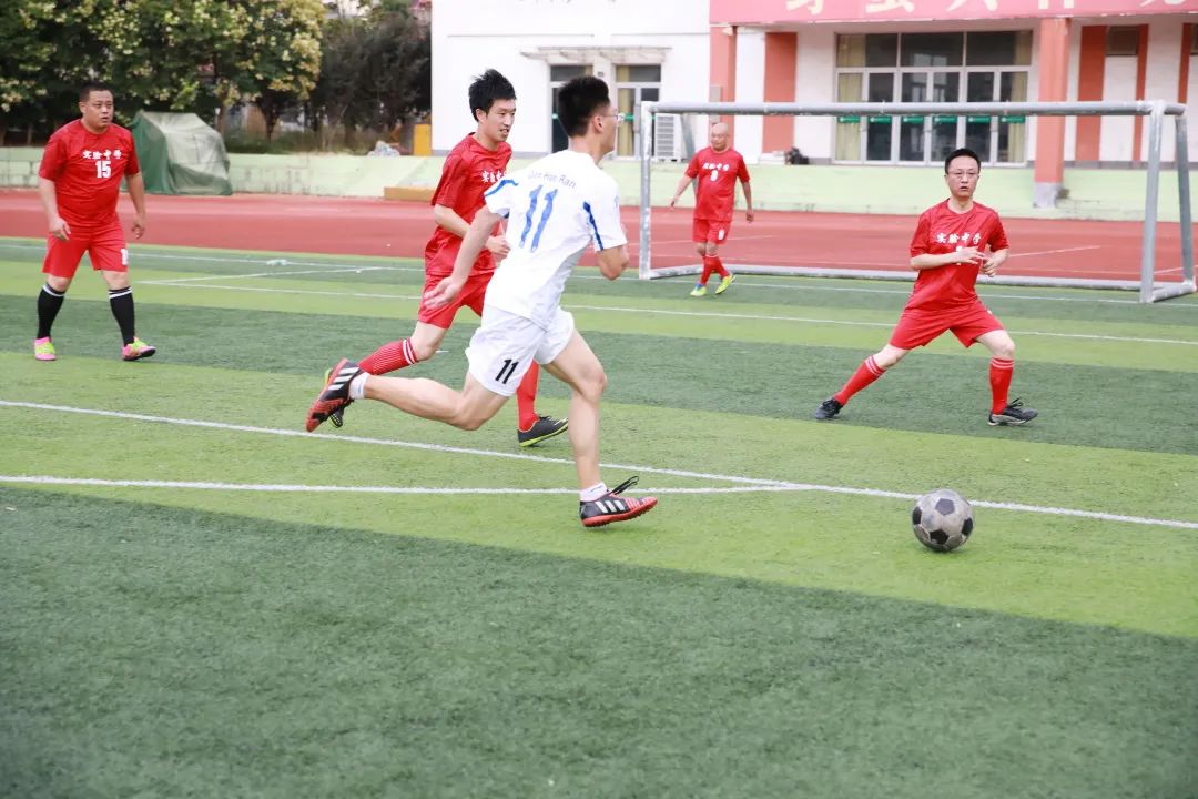 校园足球友谊赛高中,两市学校校级足球友谊赛