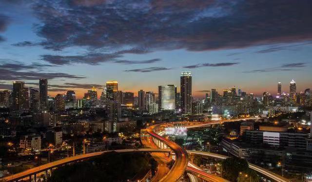 杨德龙下半年货币政策,杨德龙下半年市值