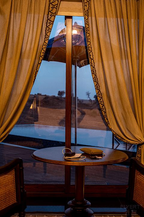 哈伊马角利兹卡尔顿,哈伊马角沙漠丽思卡尔顿酒店