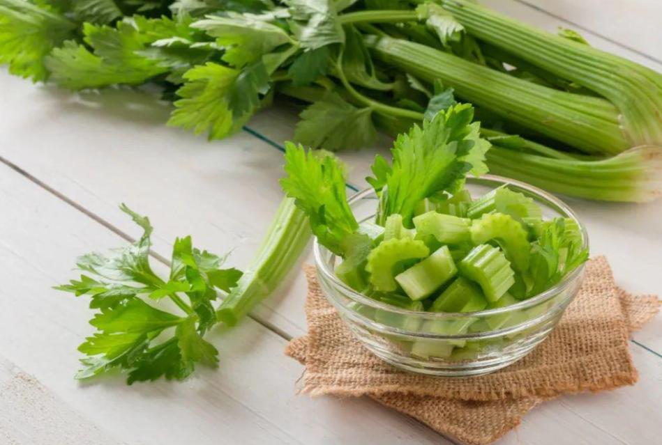 多吃5种高叶酸菜助力身体恢复,老年人多吃3种高叶酸菜