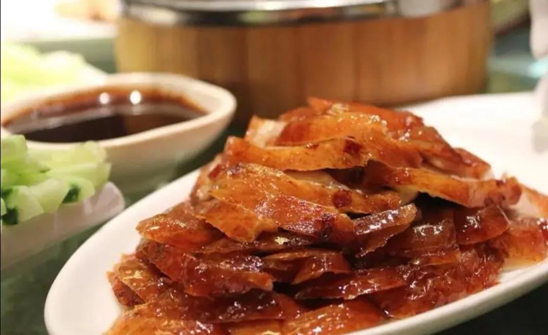 北京烤鸭的历史渊源,北京烤鸭是哪个地方的特产