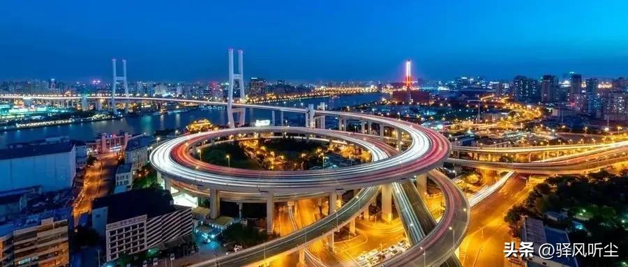 疫情下旅游人的悲催生活,疫情当下为何还在坚持旅游