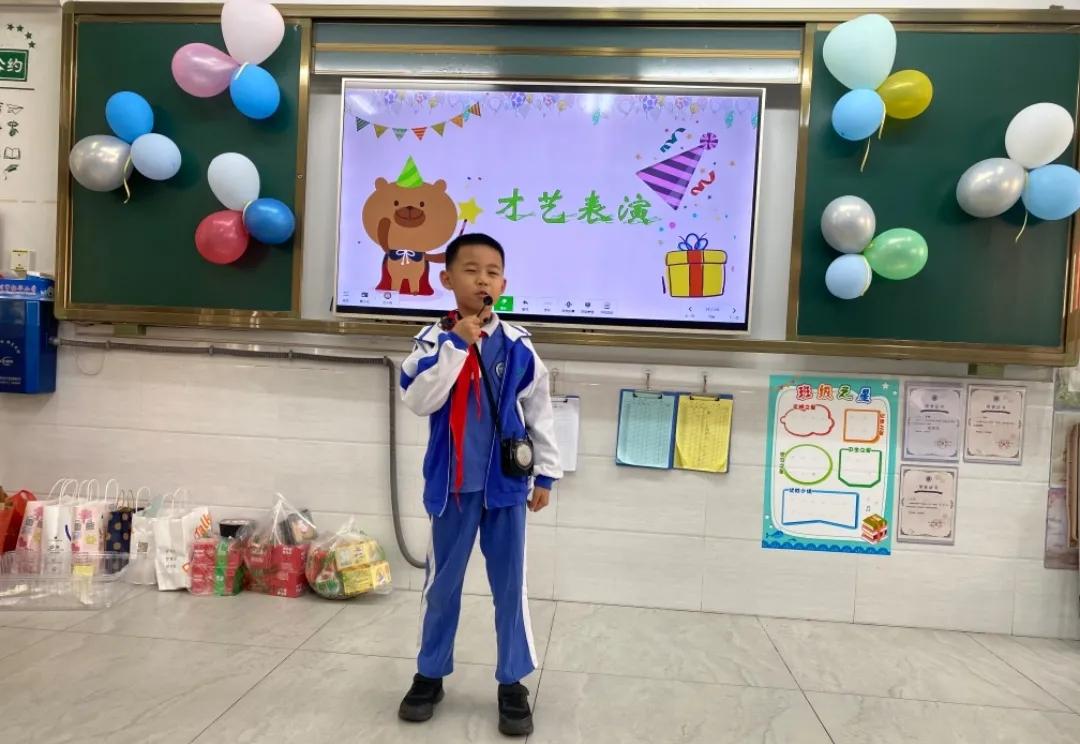 小学生感恩父母教育短视频,小学感恩父母主题活动