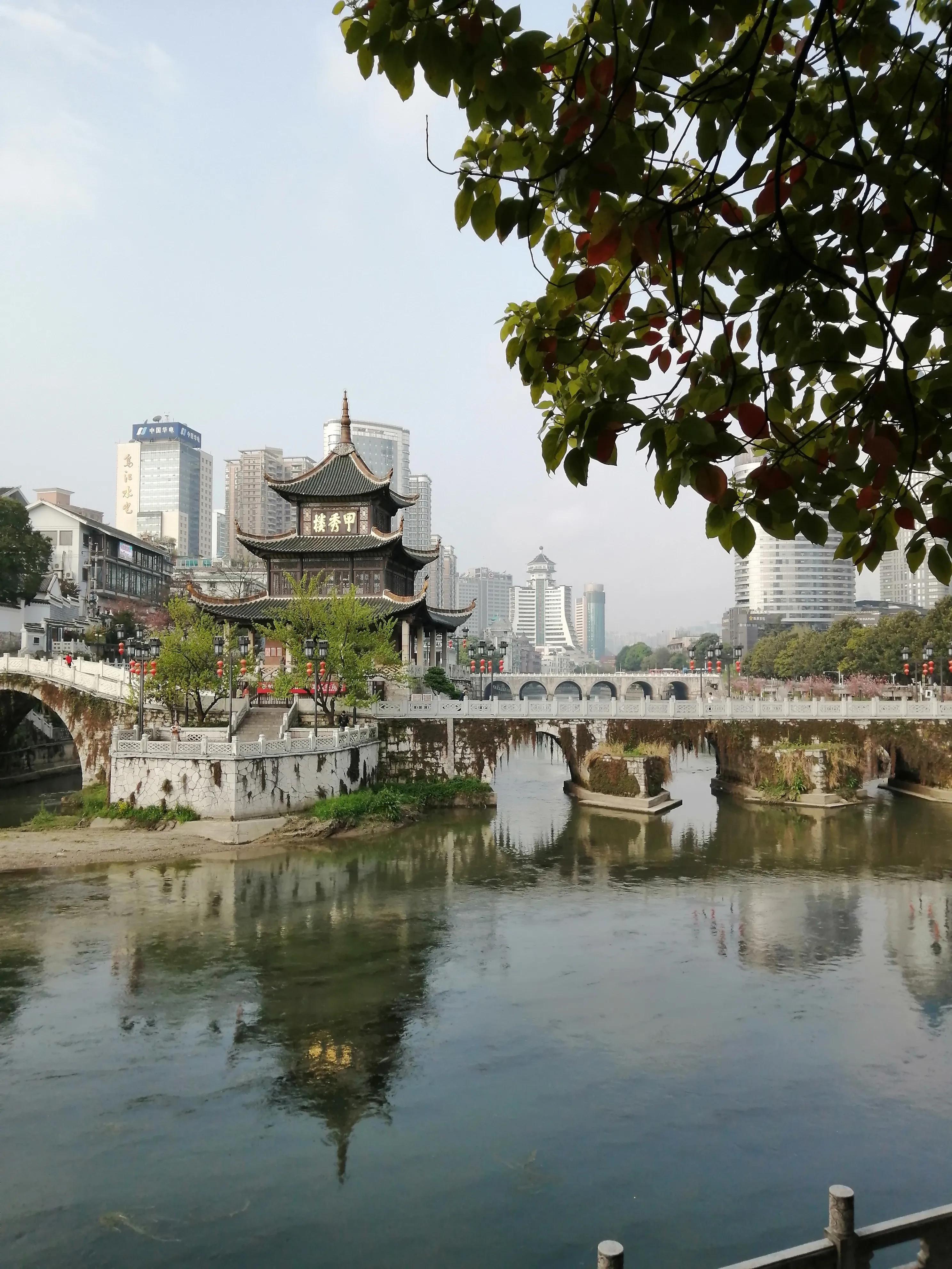 荨麻疹疑难病例讨论,一个患荨麻疹有悲催经历的女生