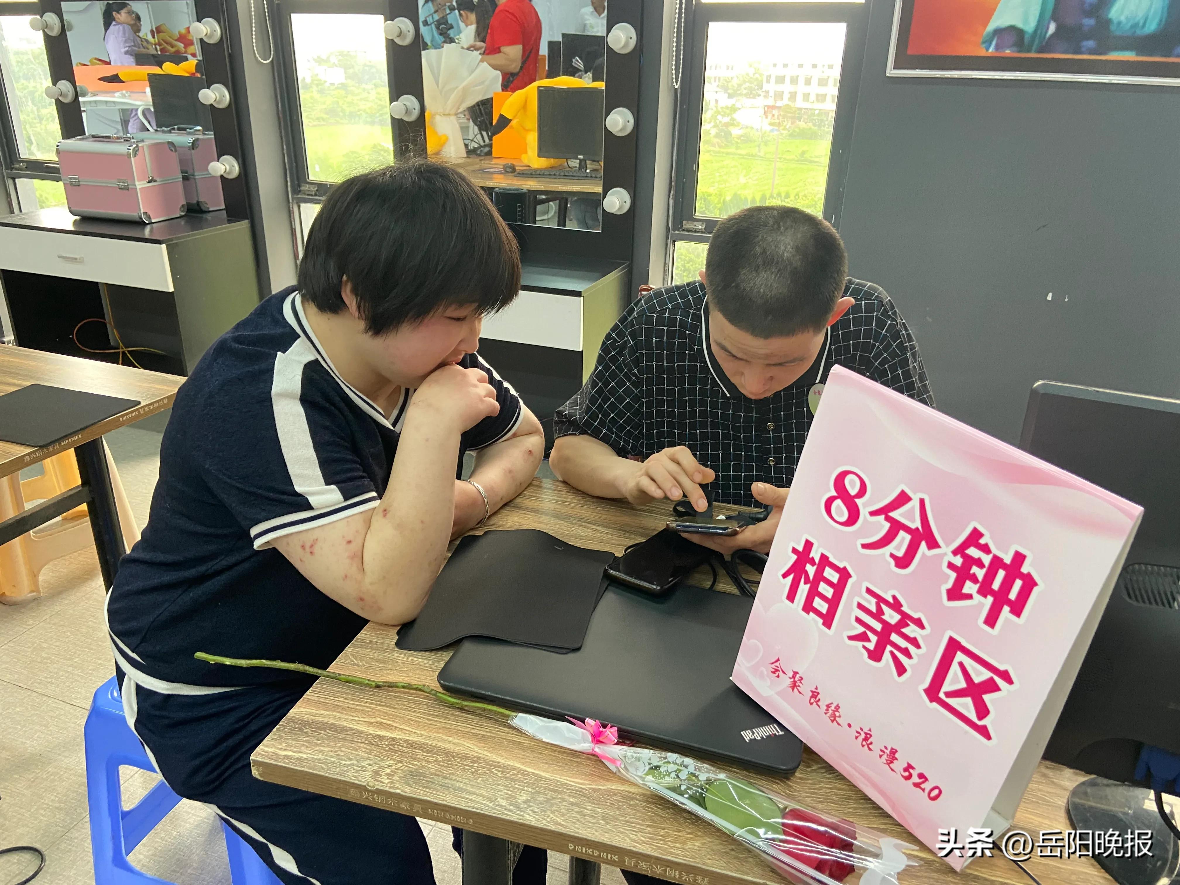 浼氳仛鑹紭娲诲姩涓板瘜澶氬僵,浼氳仛鑹紭鑱旇皧娲诲姩