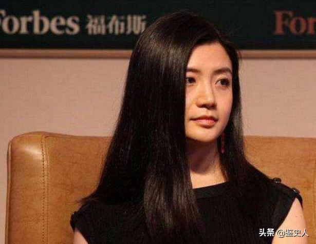 马云背后的女人：马云亲自请她“出山”，身价百亿，却至今未嫁