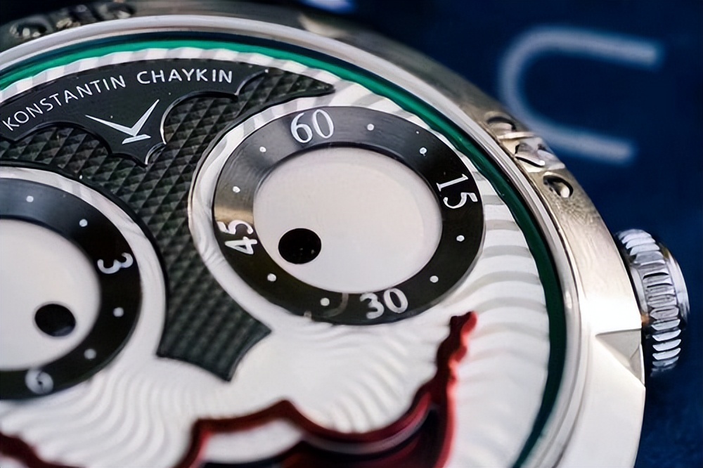 眼睛会动的手表见识过吗？直接让男人们肾上腺素狂飙！