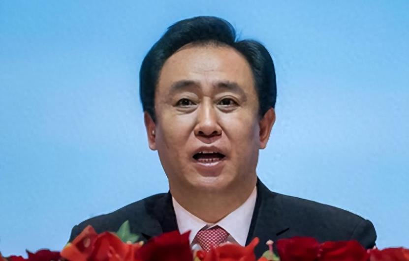 许家印1996年年薪3000元,许家印的控梯队伍是什么意思