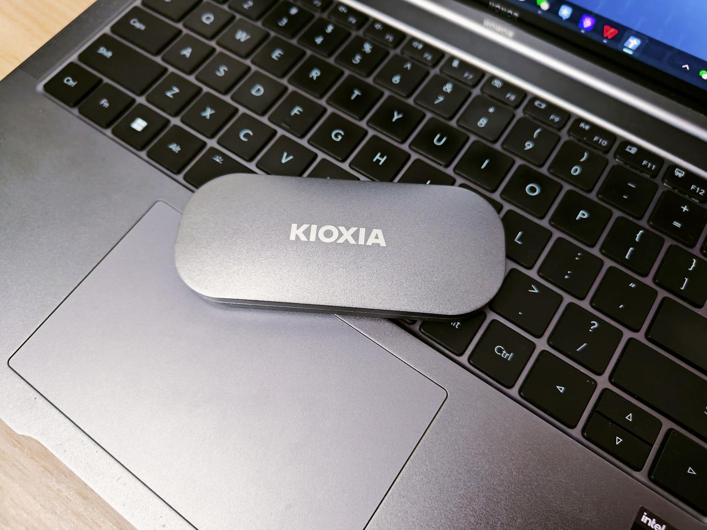 铠侠rc10555g固态硬盘开箱测评,铠侠固态硬盘XD10测评