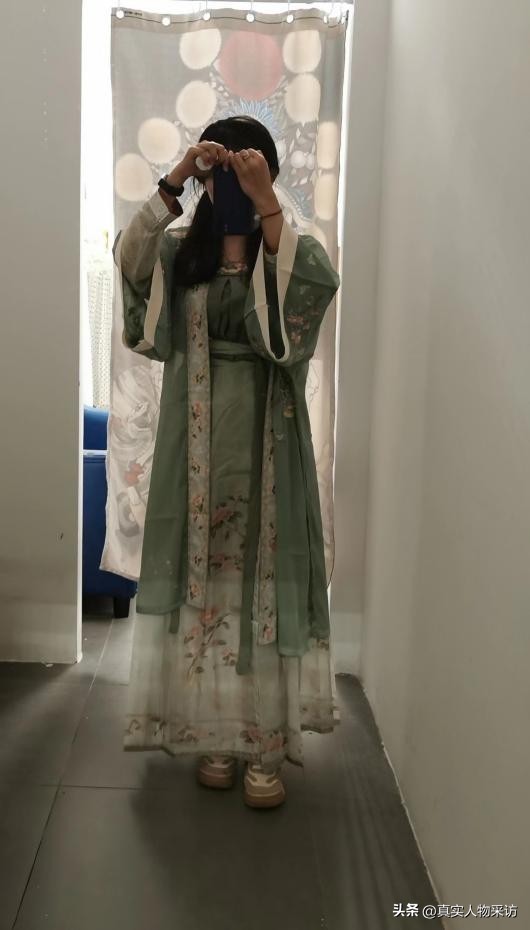 我，90后马来西亚华裔，到中国读博士后，在北京第一次吃桃子