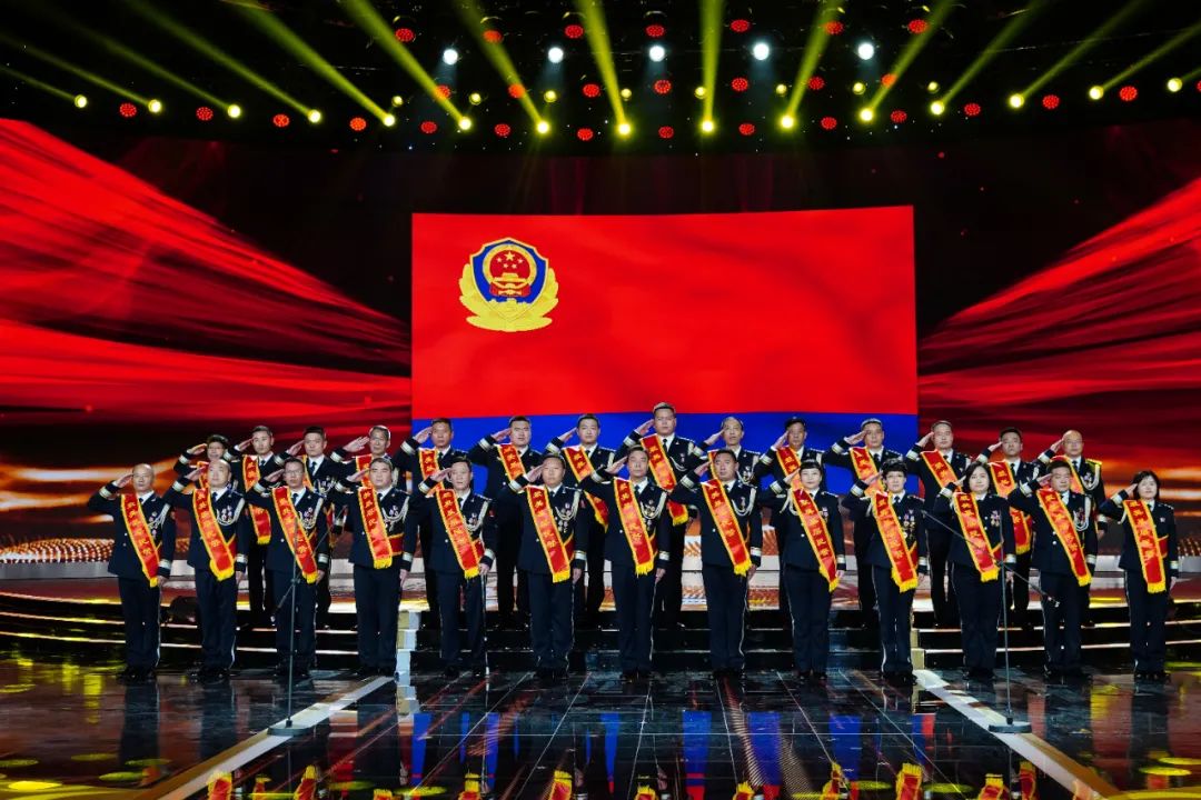 为爱黔行爱心大使,为爱黔行吴建林简历