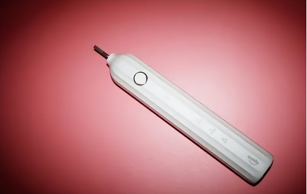 牙刷欧乐b和飞利浦松下,电动牙刷飞利浦松下usmile哪个好