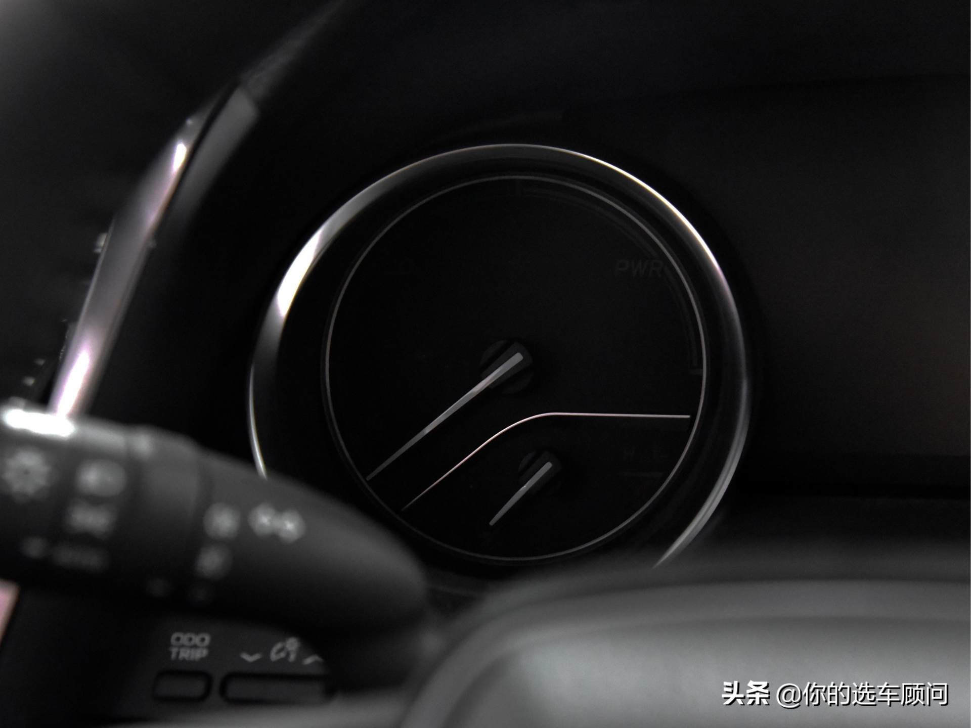 凯美瑞二手车保值率,b级车销冠凯美瑞2.5运动版价格