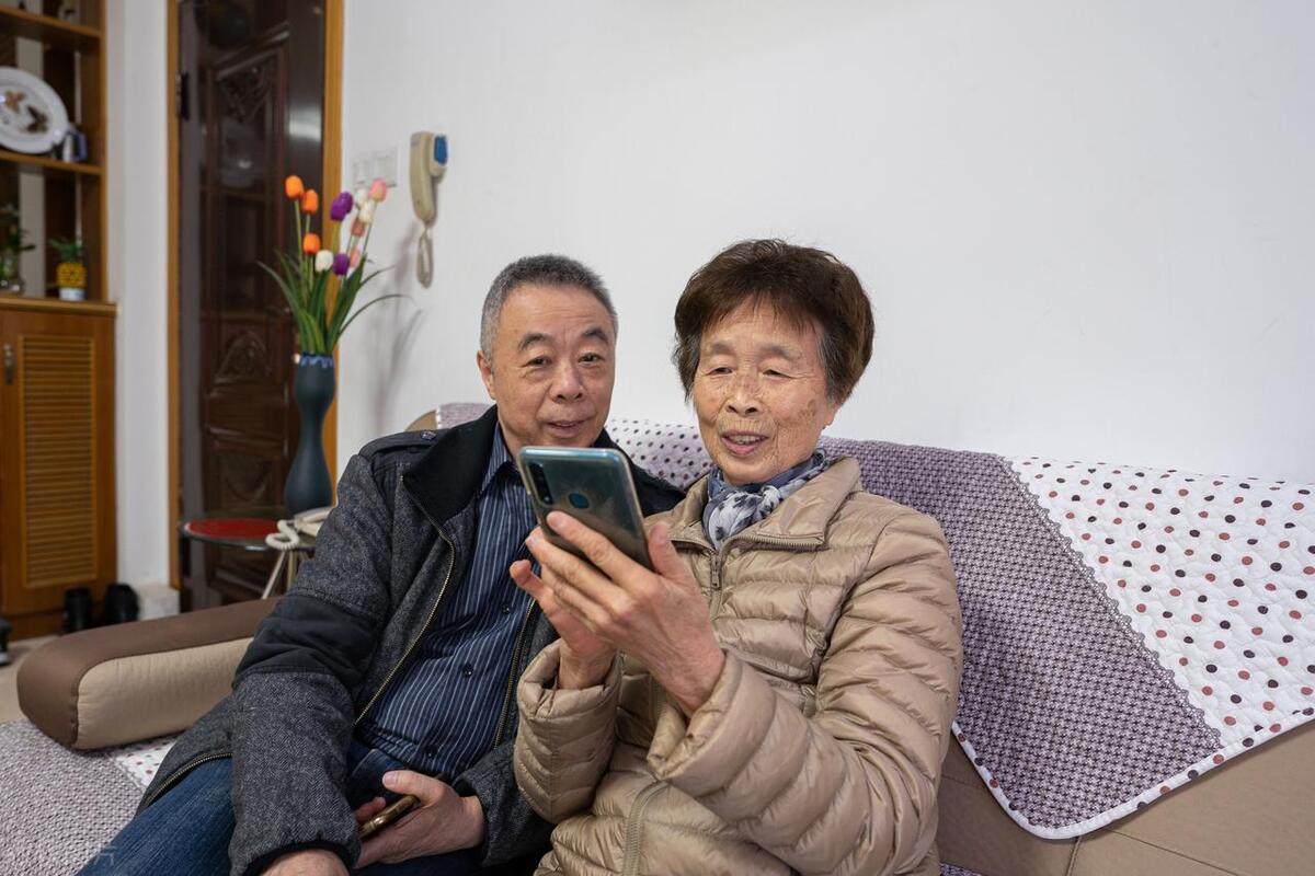 俗语人老两个坎熬过就长寿,农村老话人生经历三道坎