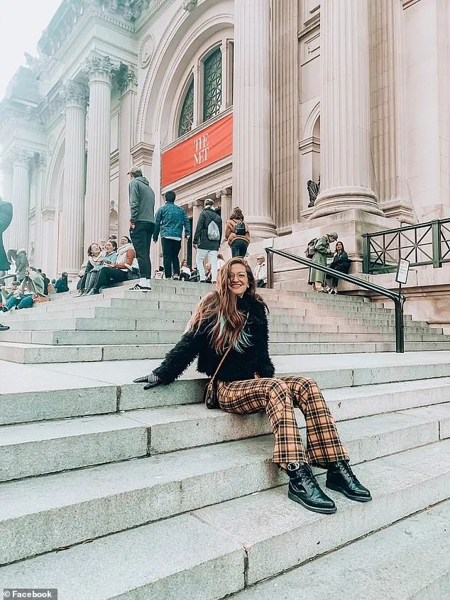 gucci上班视频,gucci员工发视频